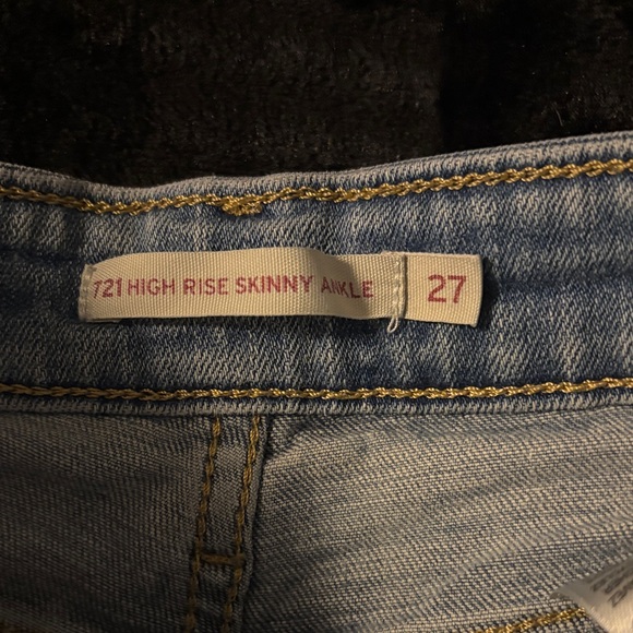 Levi's Denim High Rise Slim Fir Jeans - Picture 8 of 13